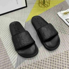 Picture of Gucci Slippers _SKU221978808392036